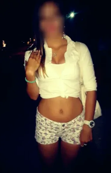 Emma, 27