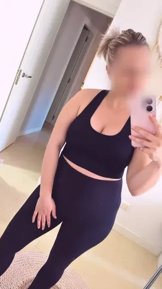 Fabienne, 36