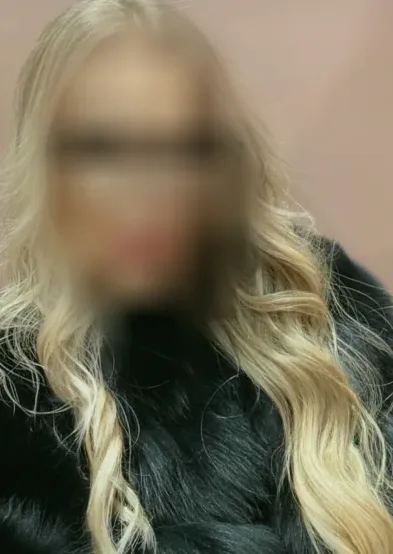 Helena, 32
