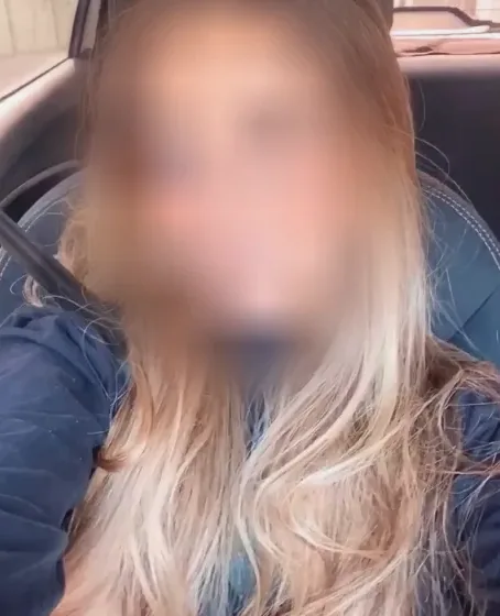 Lejla, 27
