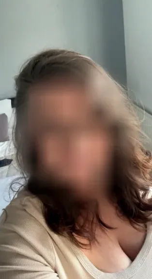 Lejla, 36