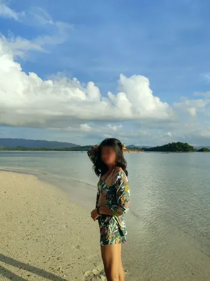Marie, 26