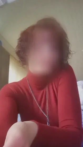 Mia, 40