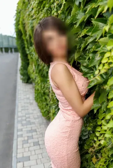 Selina, 35