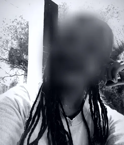Selma, 28