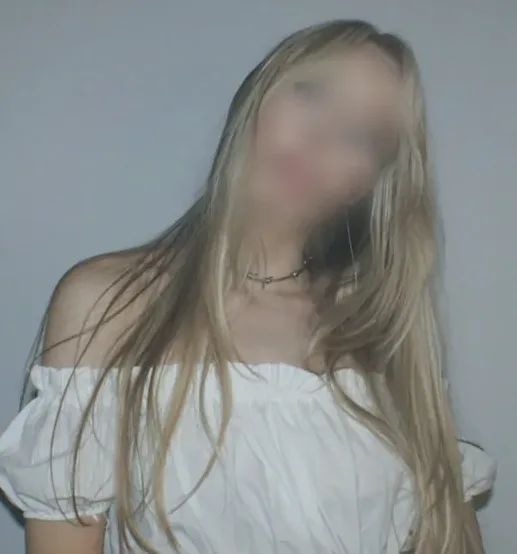 Valerie, 20